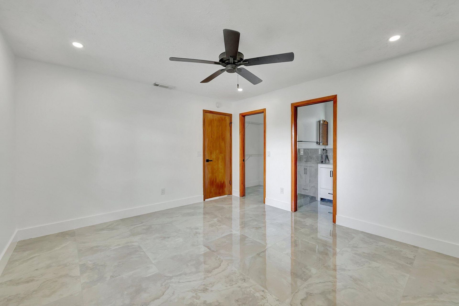 1124 SE Ladner Street, Port Saint Lucie, FL 34983 Photo