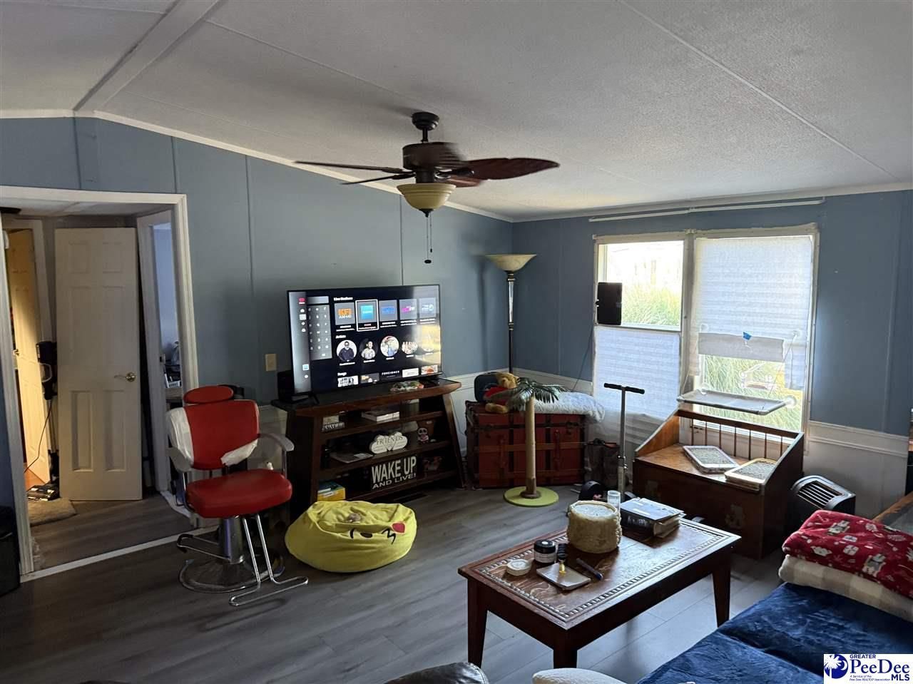 882 Hilander Dr. Photo 12