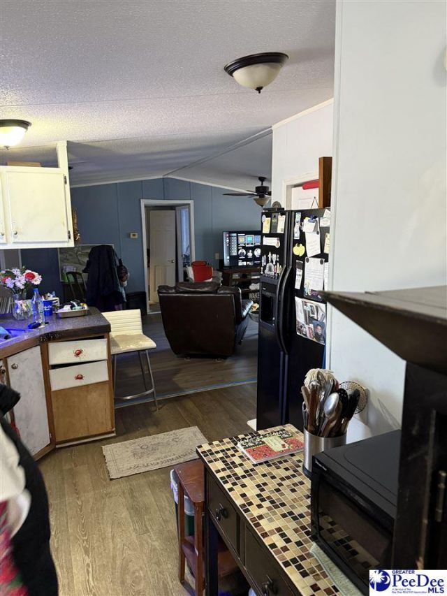 882 Hilander Dr. Photo 13