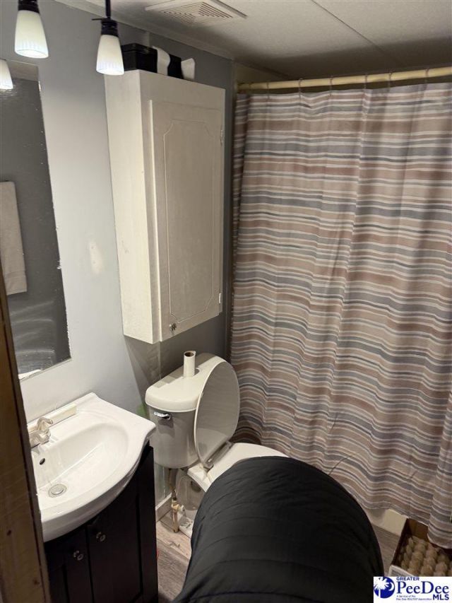 882 Hilander Dr. Photo 15