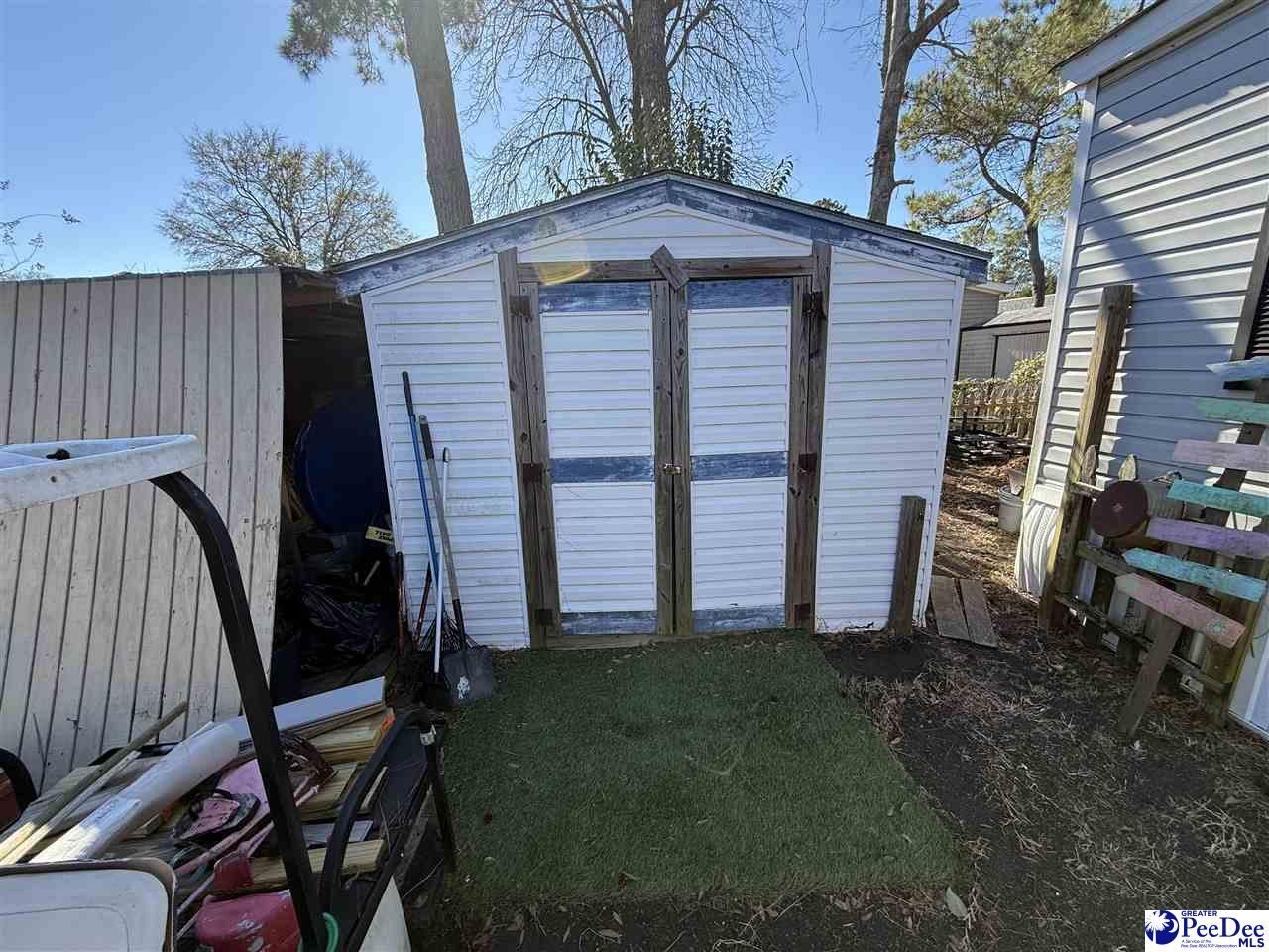 882 Hilander Dr. Photo 9