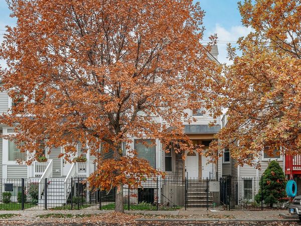 2820 N SACRAMENTO Avenue , Unit 3, Chicago, IL 60618