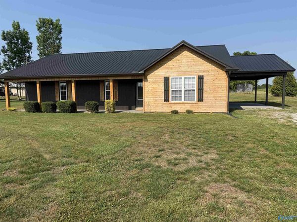 2540 Oak Grove Road, Crossville, AL 35962