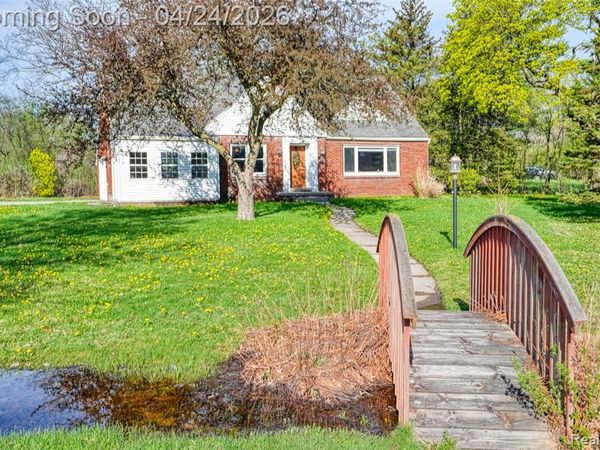 19150 Rainbow Drive , Lathrup Village, MI 48076