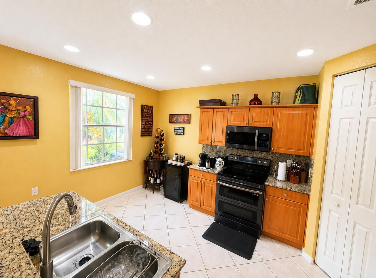8451 SW 27th Street, Unit 105, Miramar, FL 33025 Photo