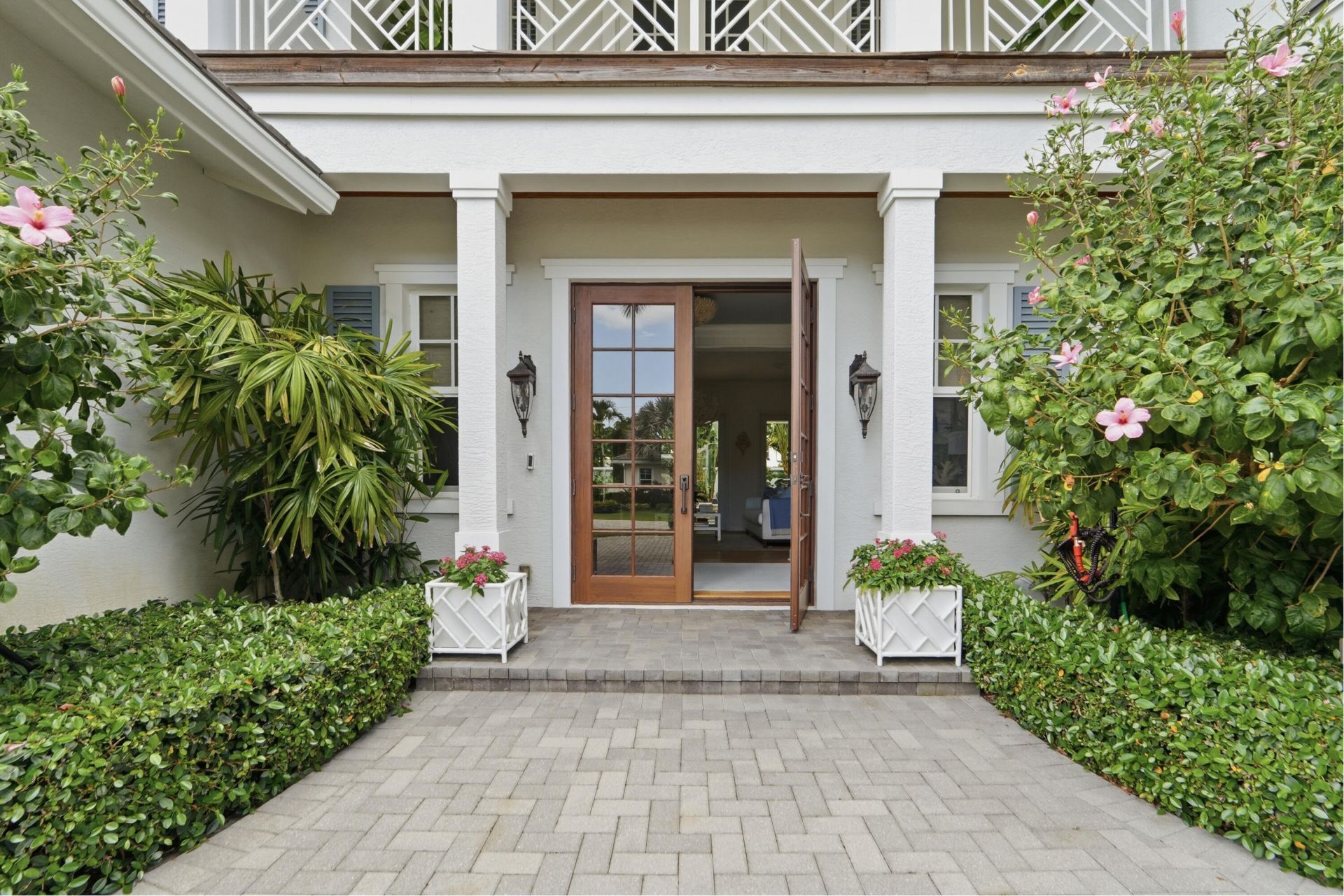 2520 Estates Drive, North Palm Beach, FL 33410 Photo