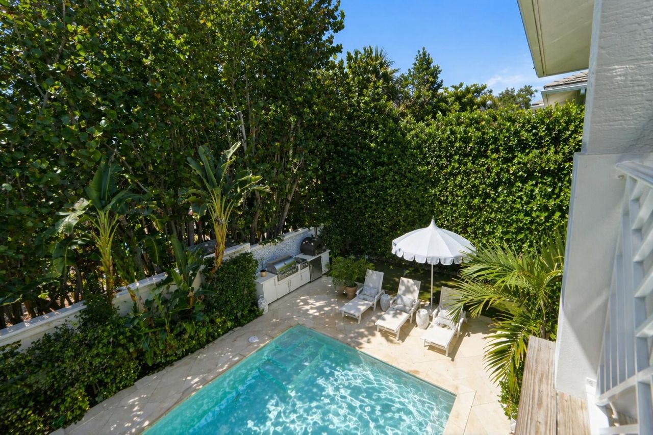 2520 Estates Drive, North Palm Beach, FL 33410 Photo