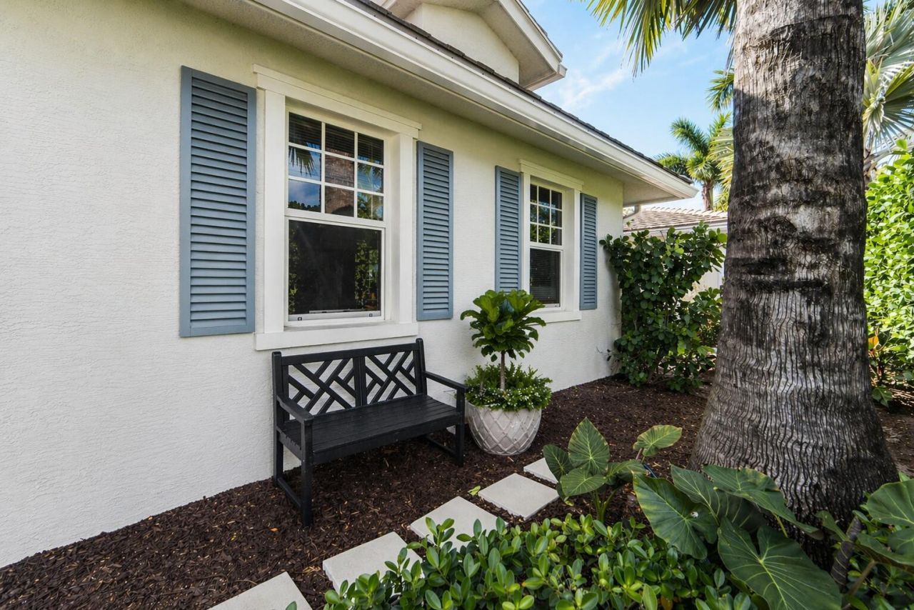 2520 Estates Drive, North Palm Beach, FL 33410 Photo