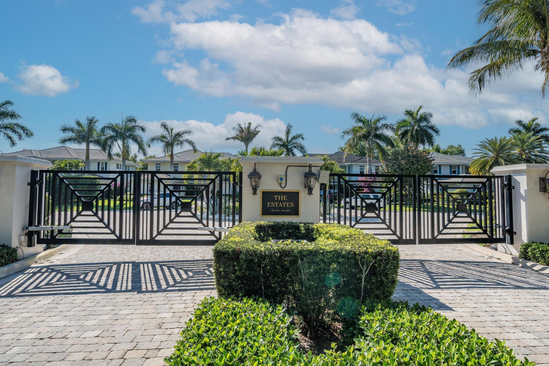 2520 Estates Drive, North Palm Beach, FL 33410 Photo