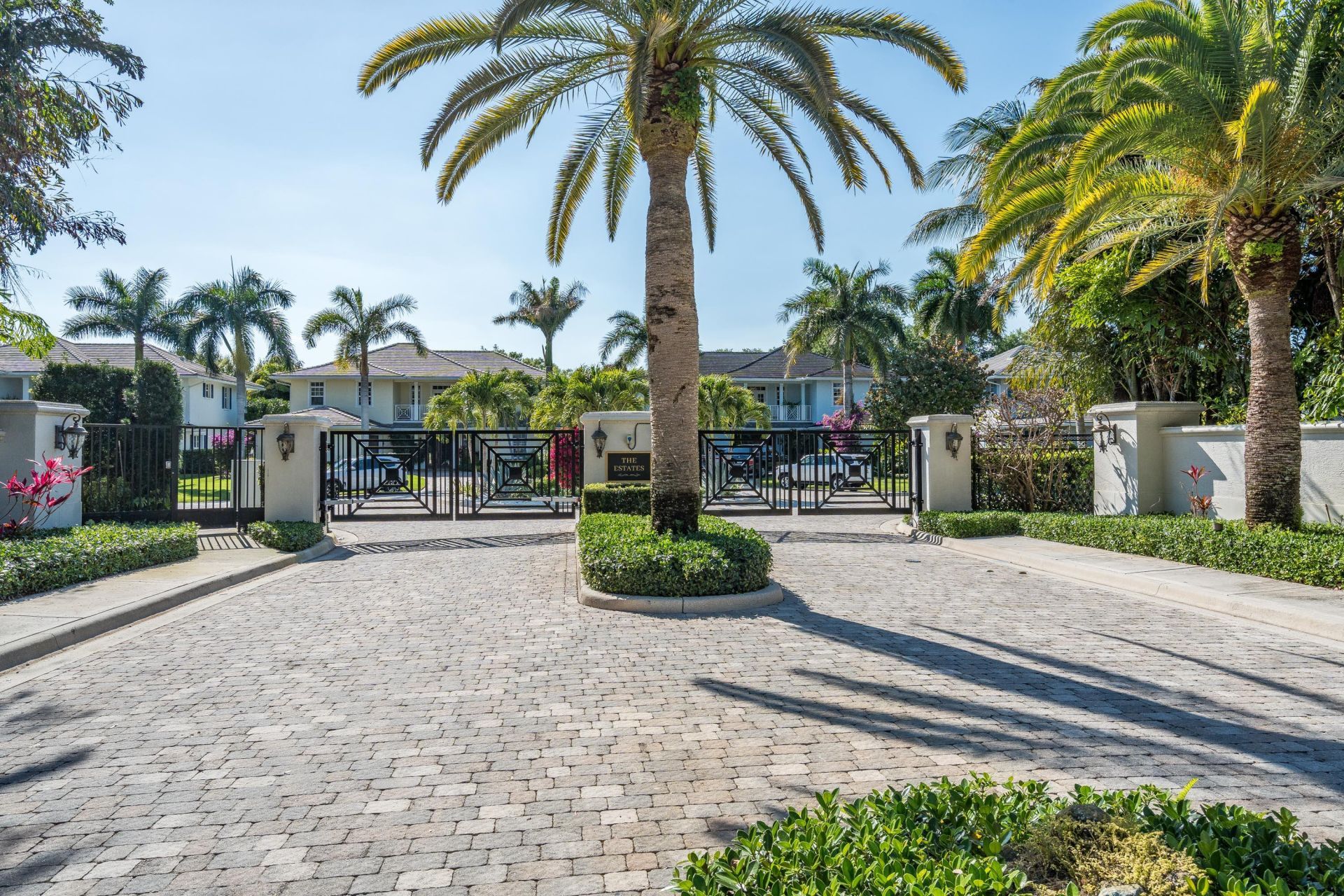 2520 Estates Drive, North Palm Beach, FL 33410 Photo