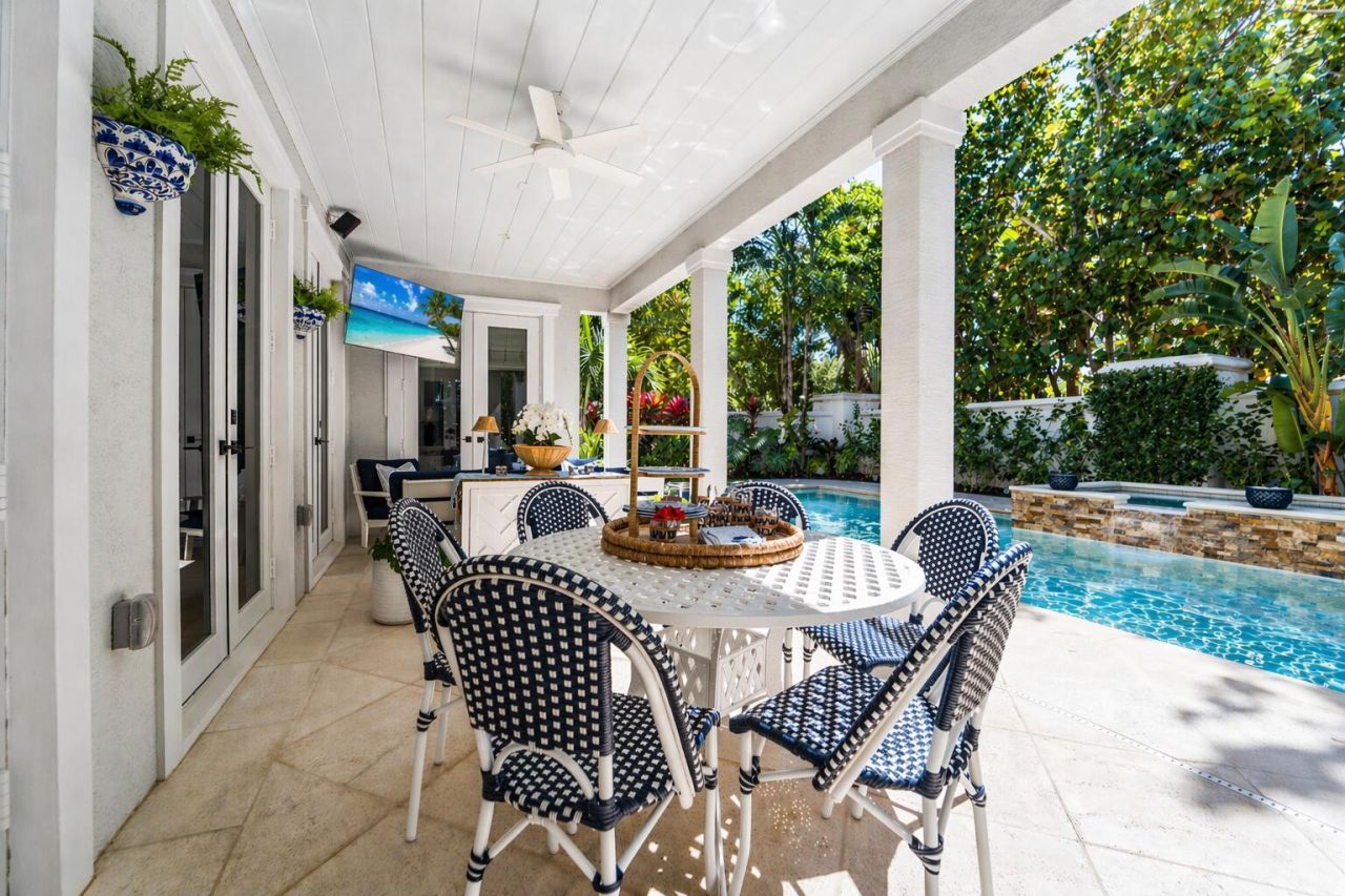 2520 Estates Drive, North Palm Beach, FL 33410 Photo