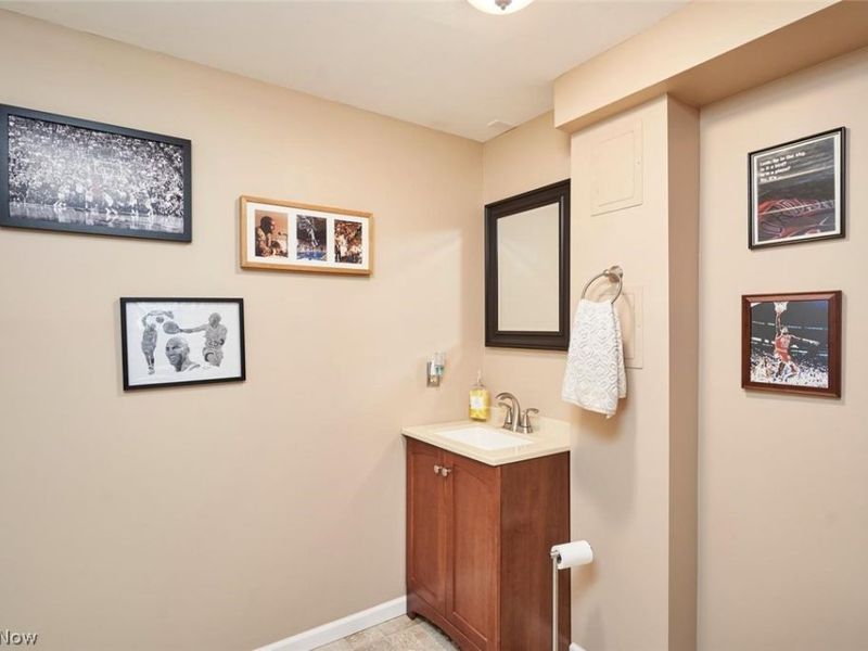 877 Locust Drive, Tallmadge, OH 44278 Photo 22