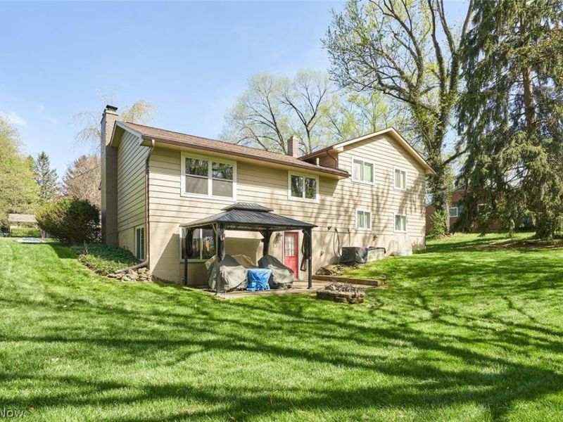 877 Locust Drive, Tallmadge, OH 44278 Photo 24