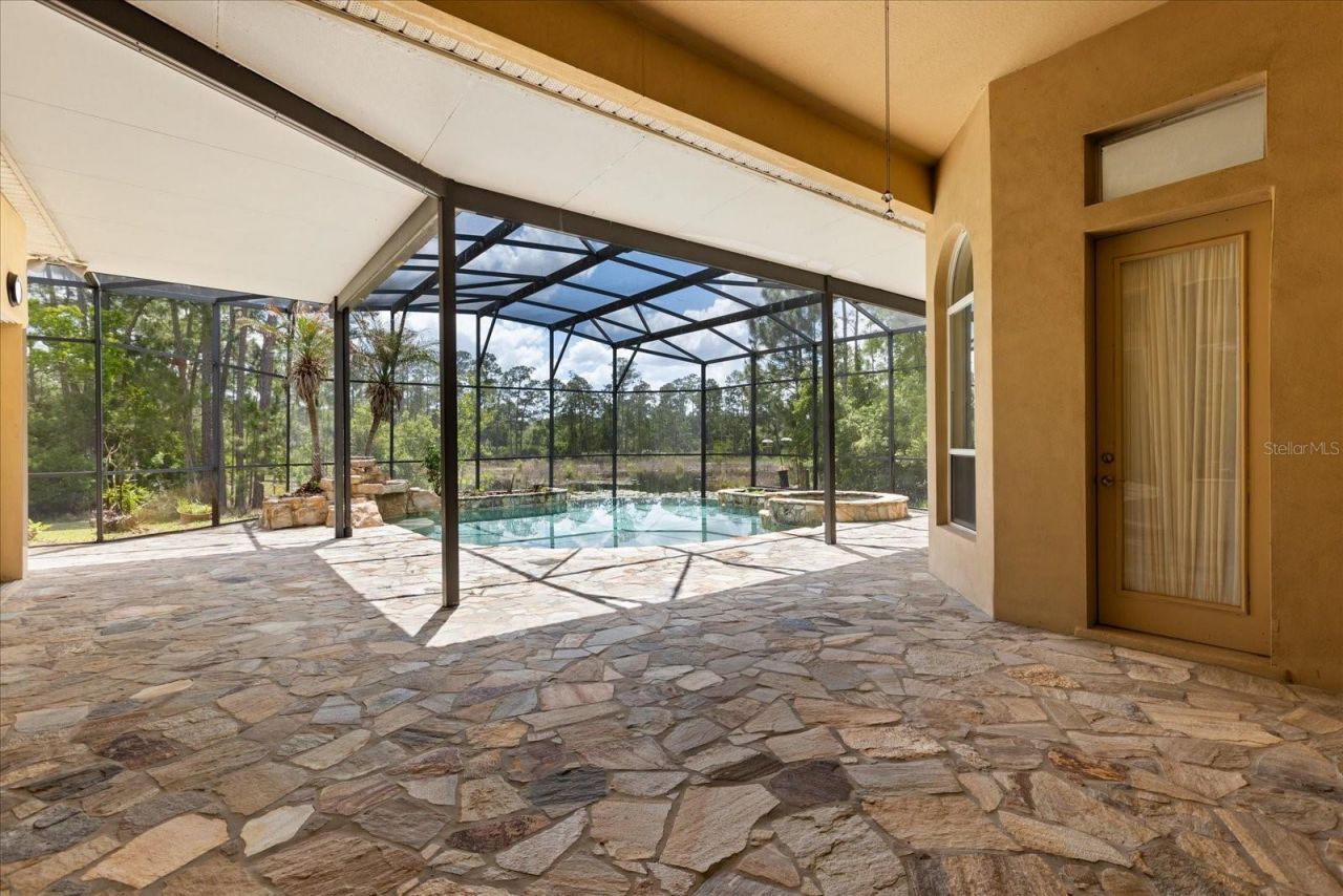 420 Valley Stream Drive, Geneva, FL 32732 Photo