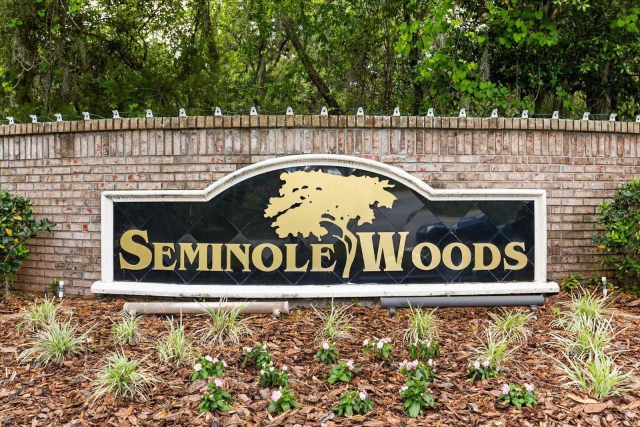 420 Valley Stream Drive, Geneva, FL 32732 Photo