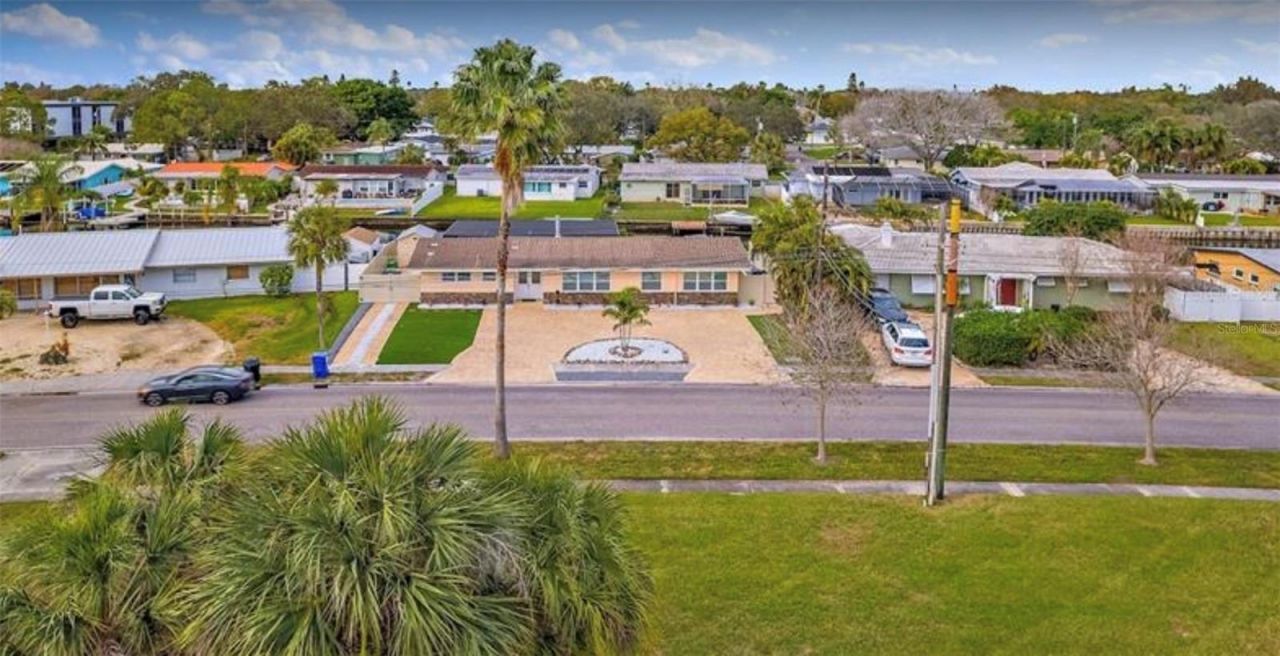 245 78 Th Avenue N, Saint Petersburg, FL 33702 Photo