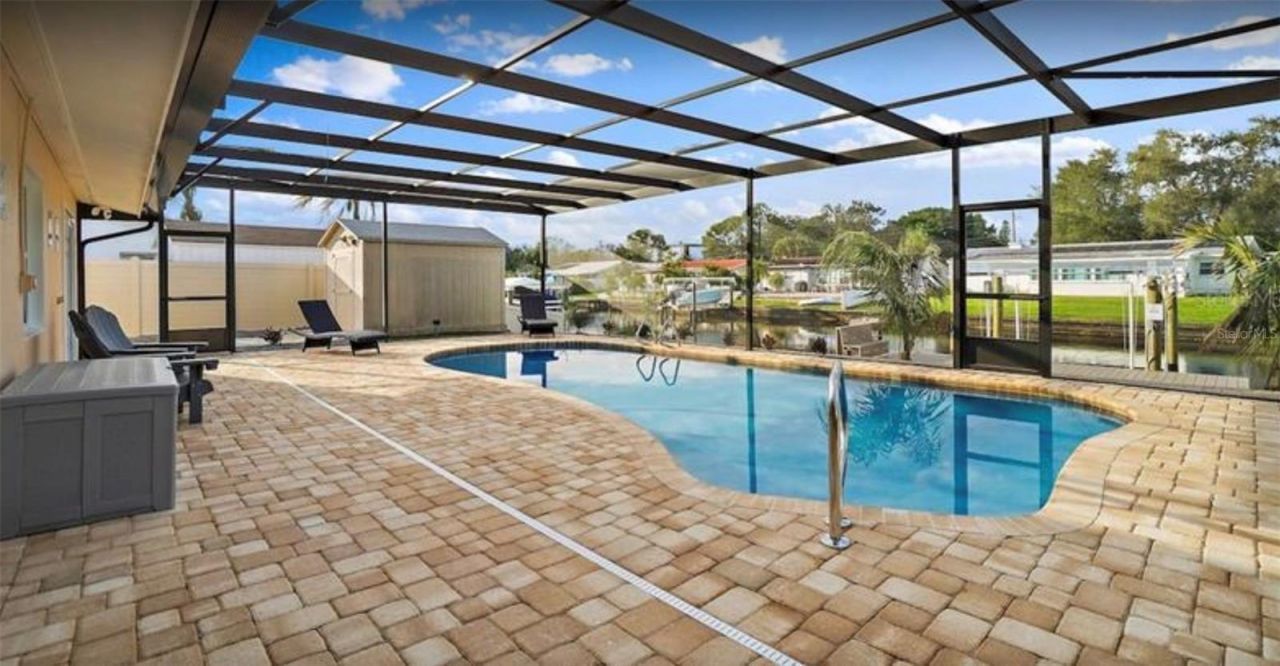 245 78 Th Avenue N, Saint Petersburg, FL 33702 Photo
