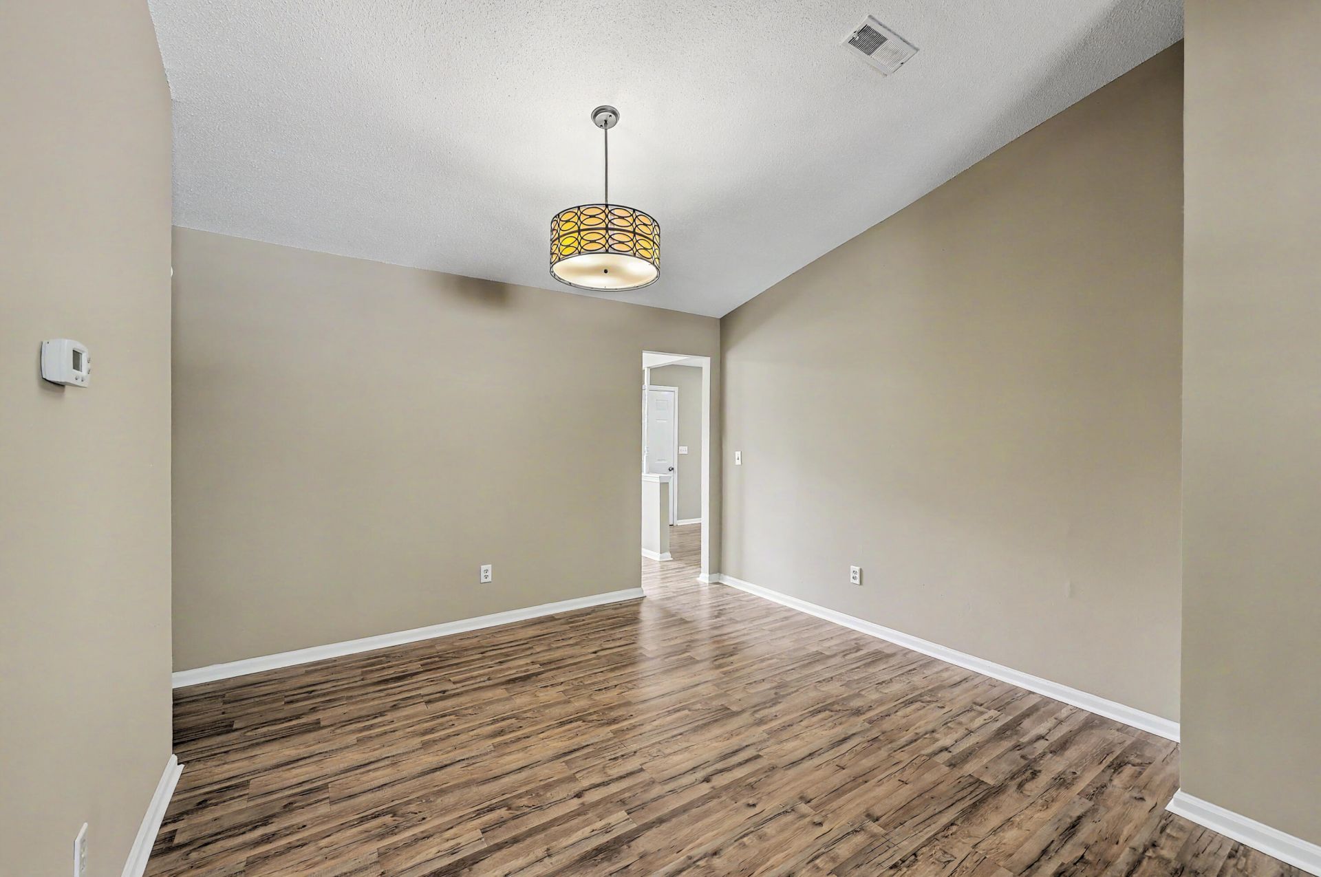 125 Cottonwood Drive Photo 8