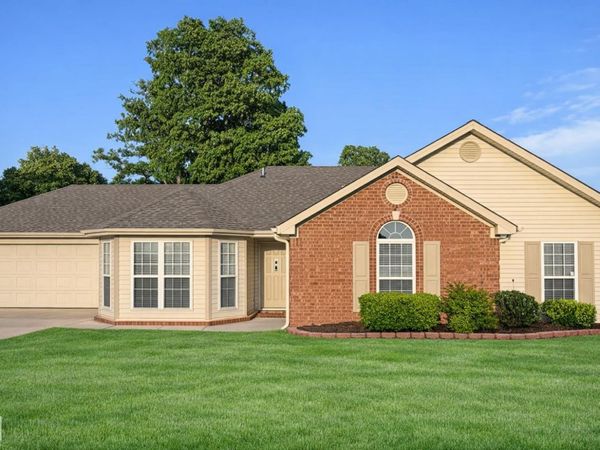 4600 Summit Ridge Drive, Jonesboro, AR 72404
