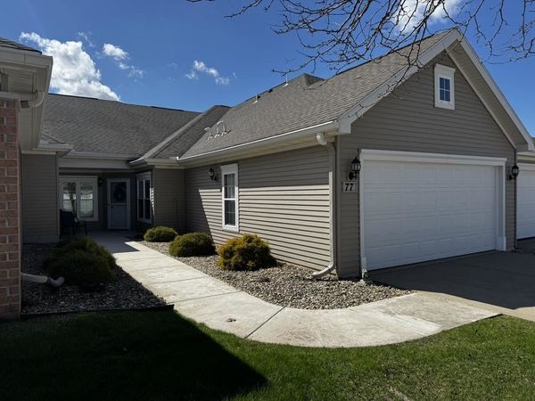77 Northlight Way, Unit 35, Fitchburg, WI 53711