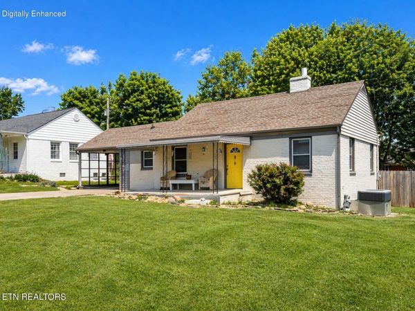 204 Boxwood Ave, Alcoa, TN 37701