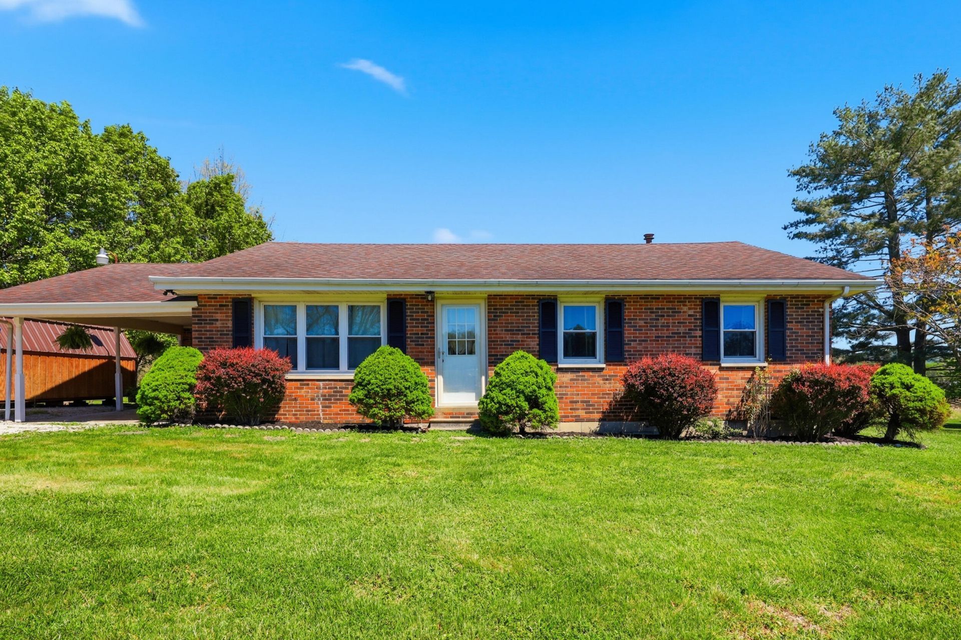 120 New Cut Road, Jeffersonville, KY 40337 Main Photo