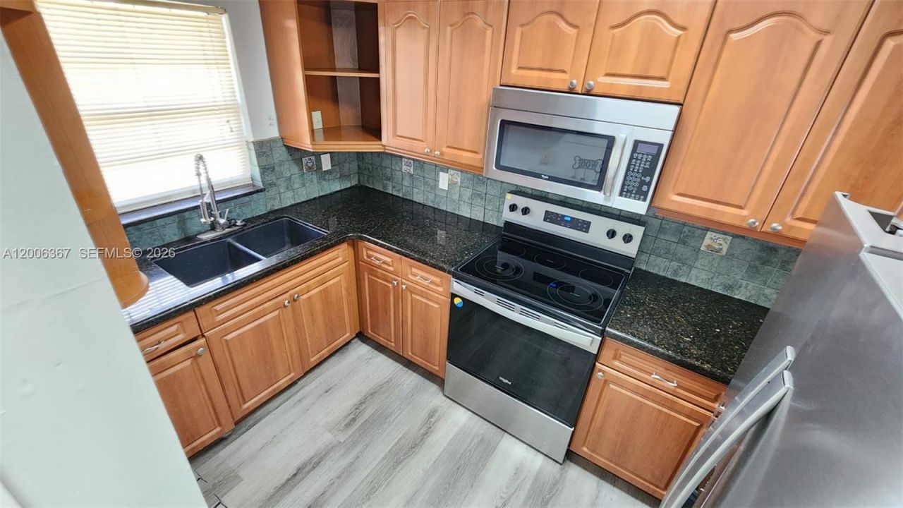 5046 SW 145th Ave, Unit 5046, Miami, FL 33175 Photo