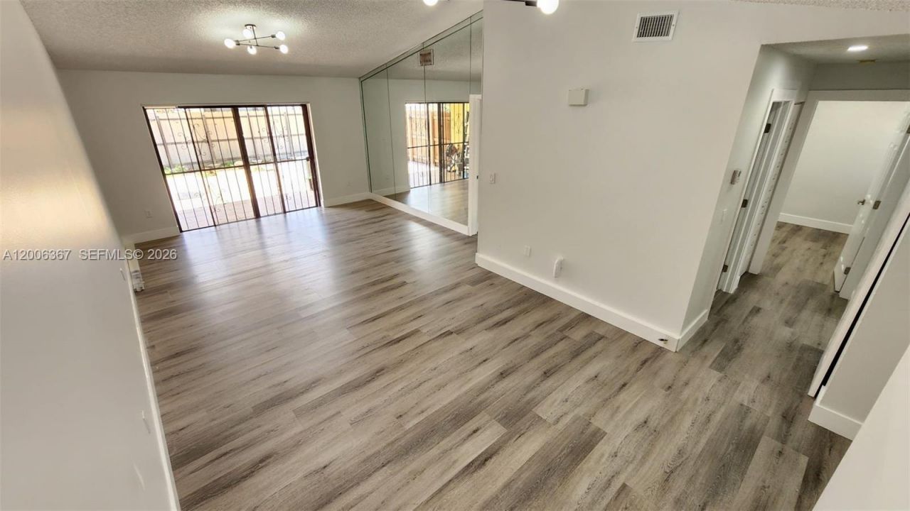 5046 SW 145th Ave, Unit 5046, Miami, FL 33175 Photo