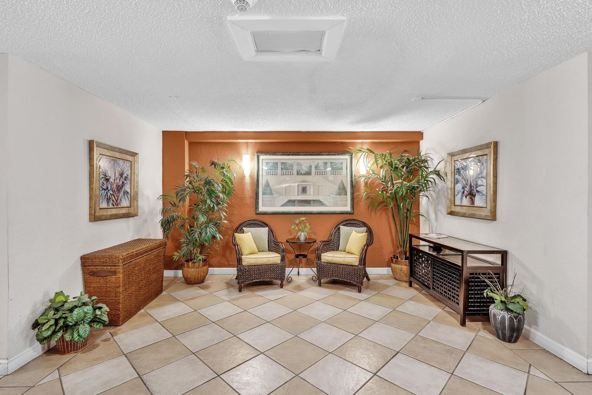 3220 Bayview Drive, Unit 211, Fort Lauderdale, FL 33306 Photo