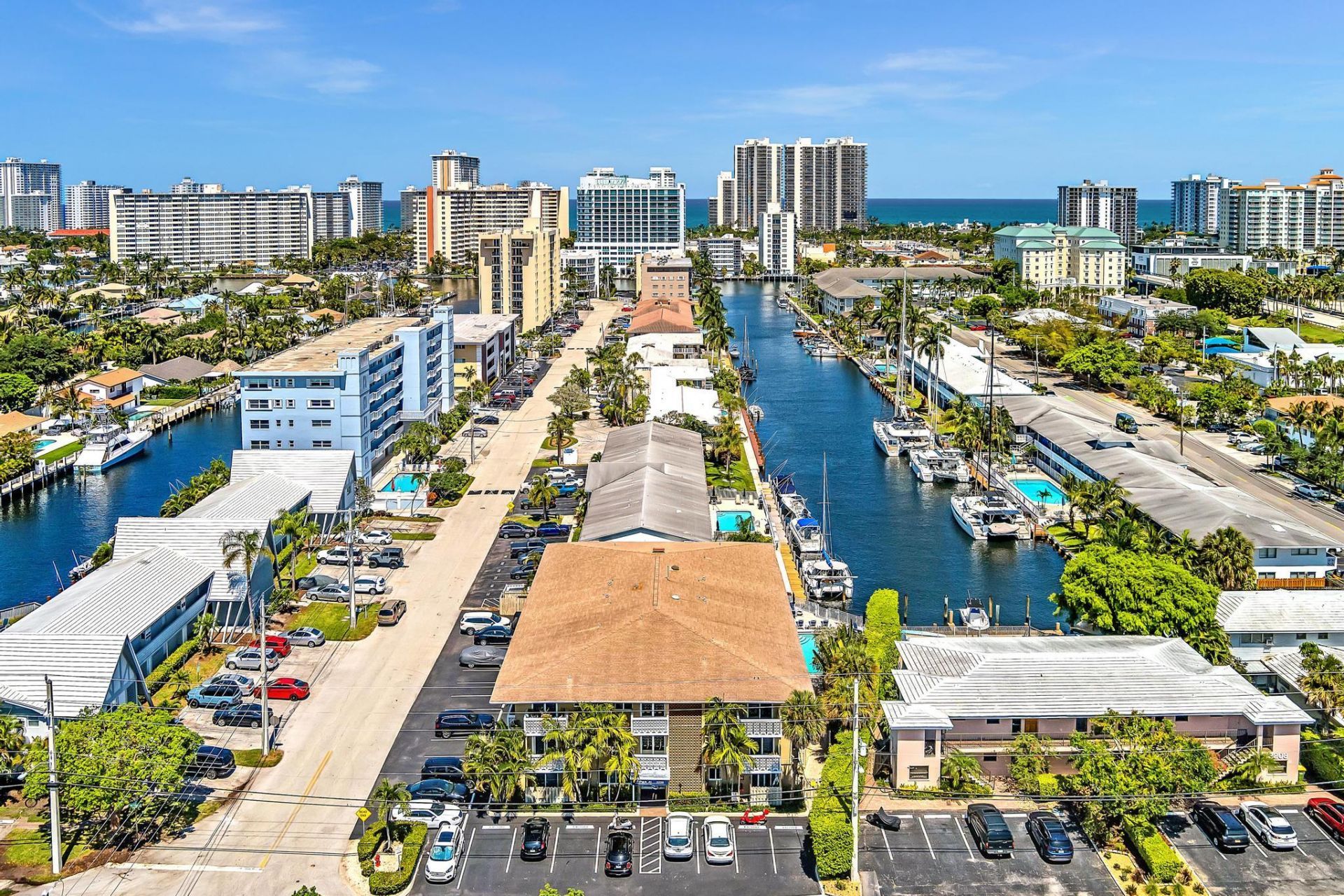 3220 Bayview Drive, Unit 211, Fort Lauderdale, FL 33306 Photo