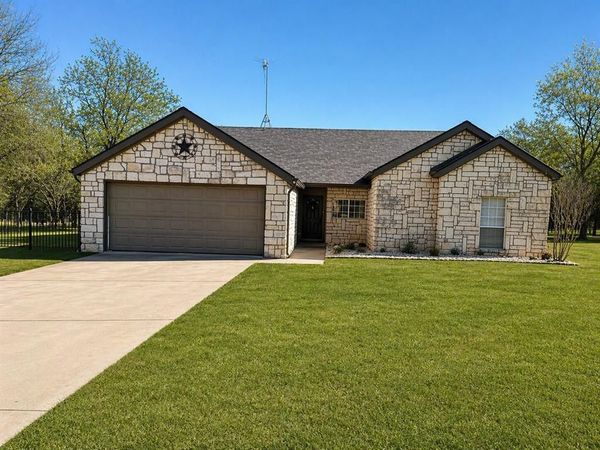 1134 Millcreek Trail , Whitney, TX 76692