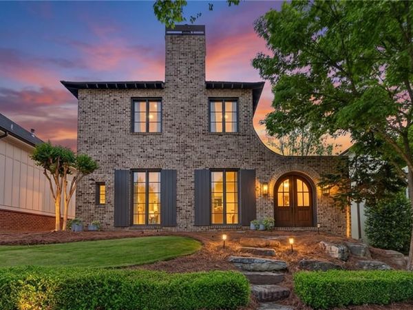 6905 Colfax Avenue, Cumming, GA 30040