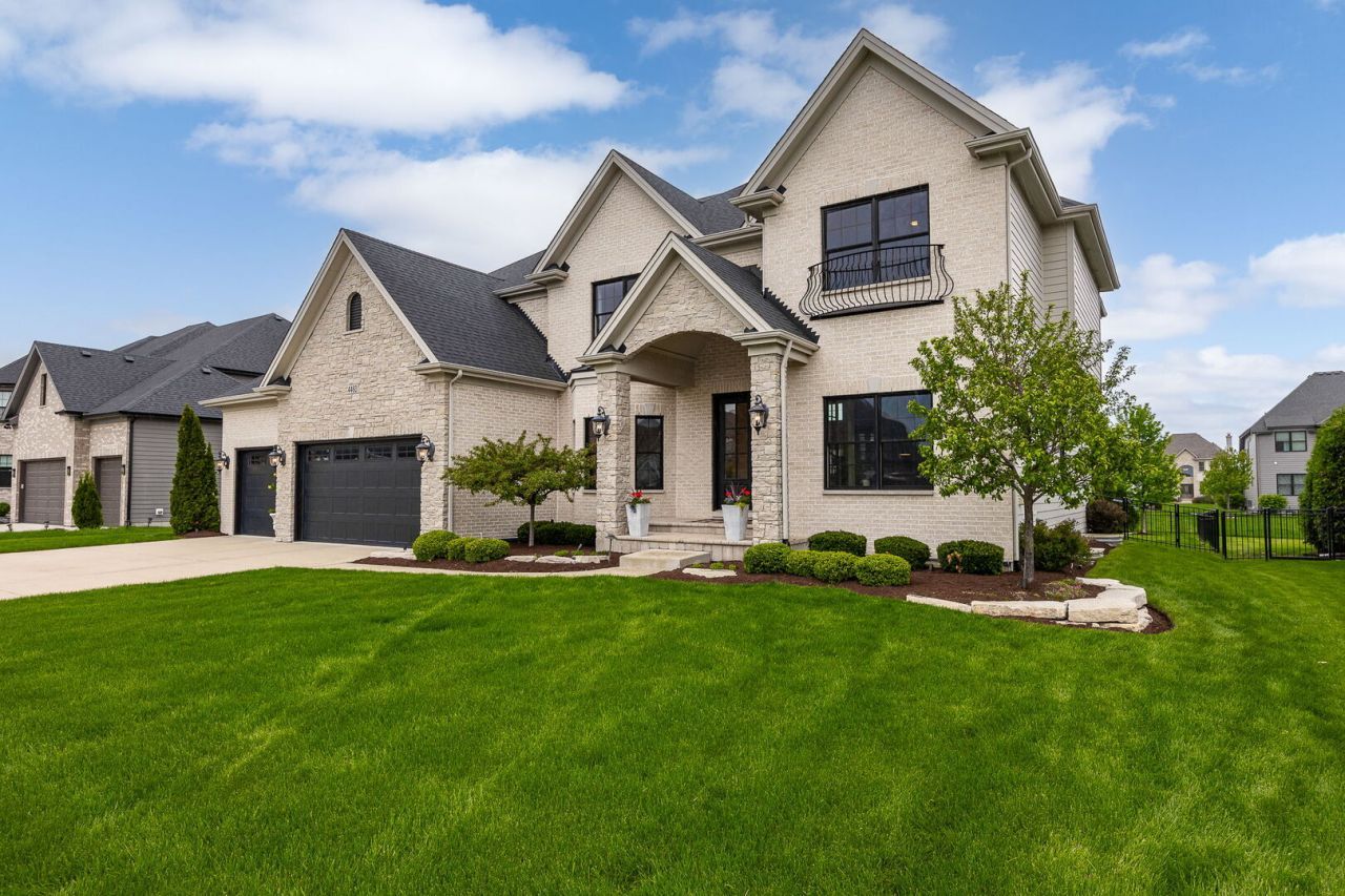 Naperville, IL 60564
