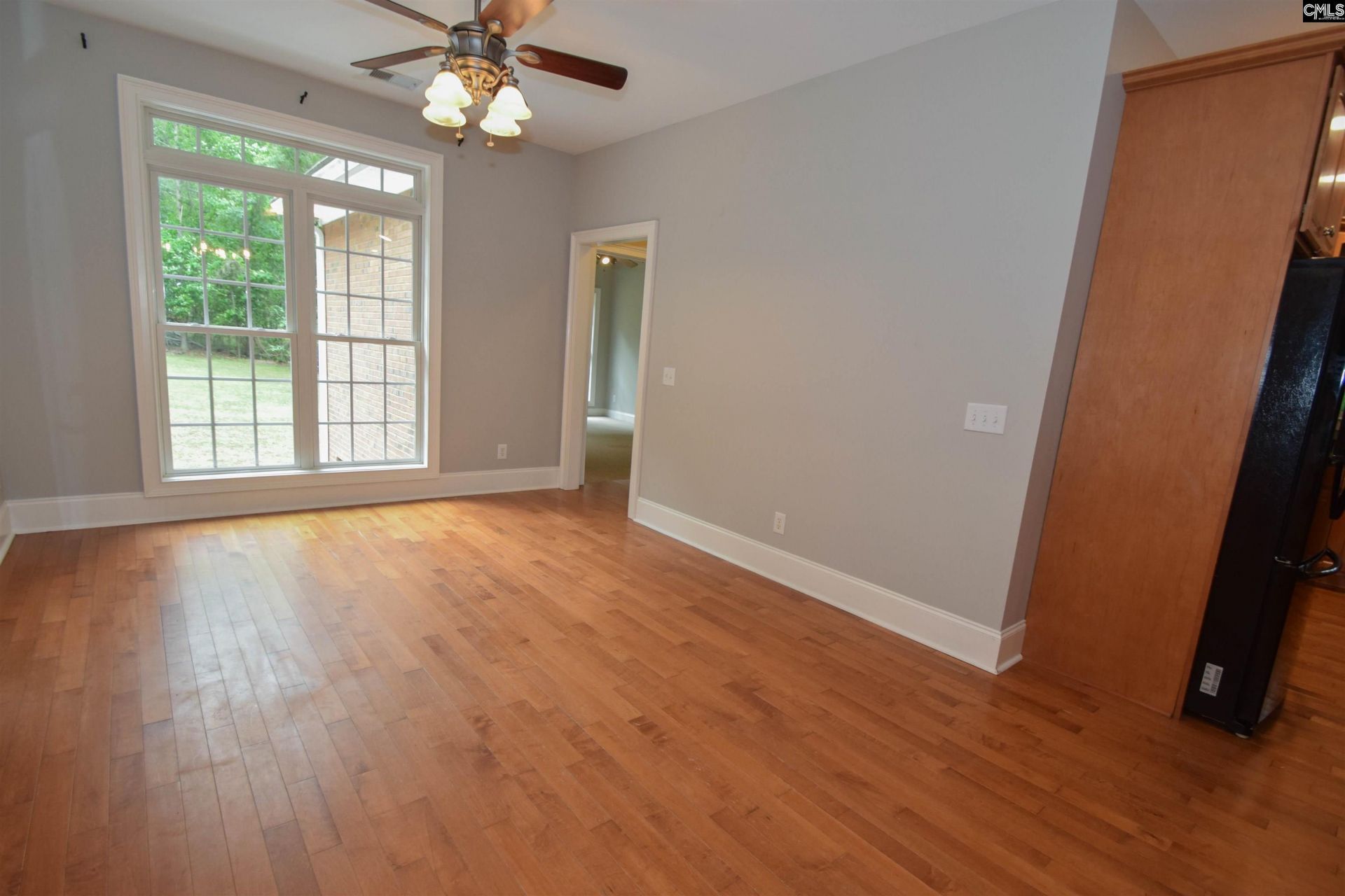 209 Kelsey Glen Drive  Photo 33