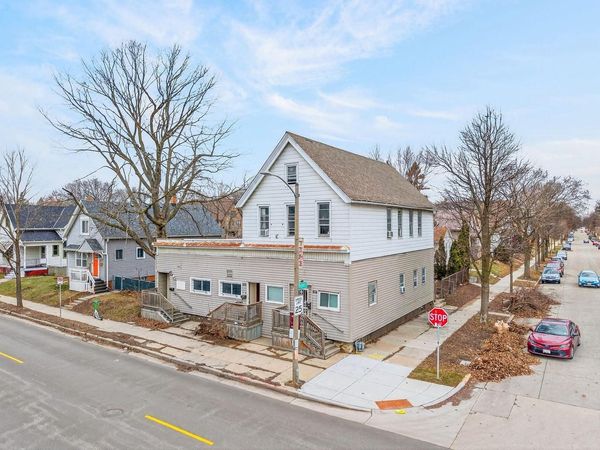 630 E Locust St 628-634 STREET, Milwaukee, WI 53212