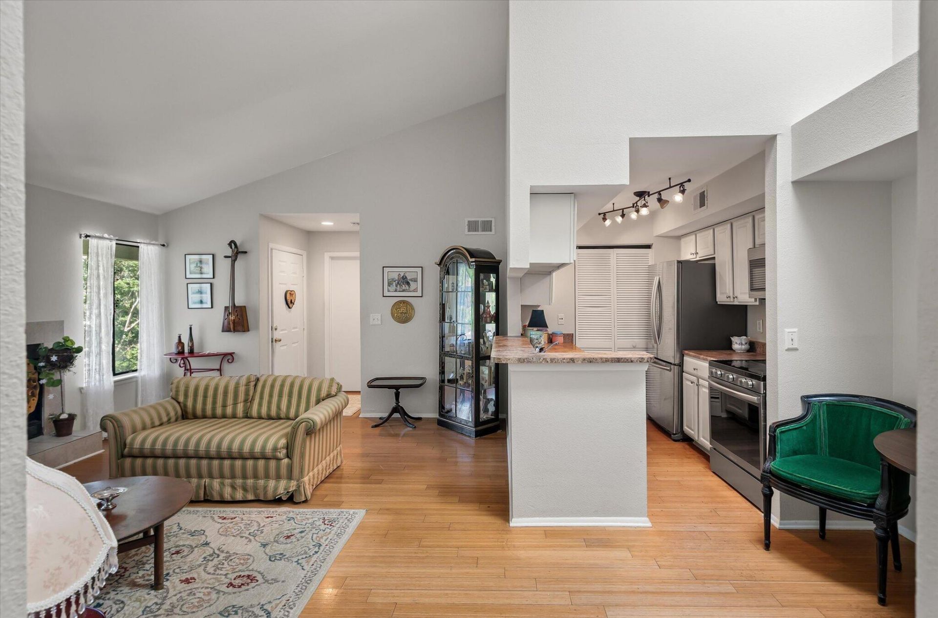 1481 Center Street Photo 11