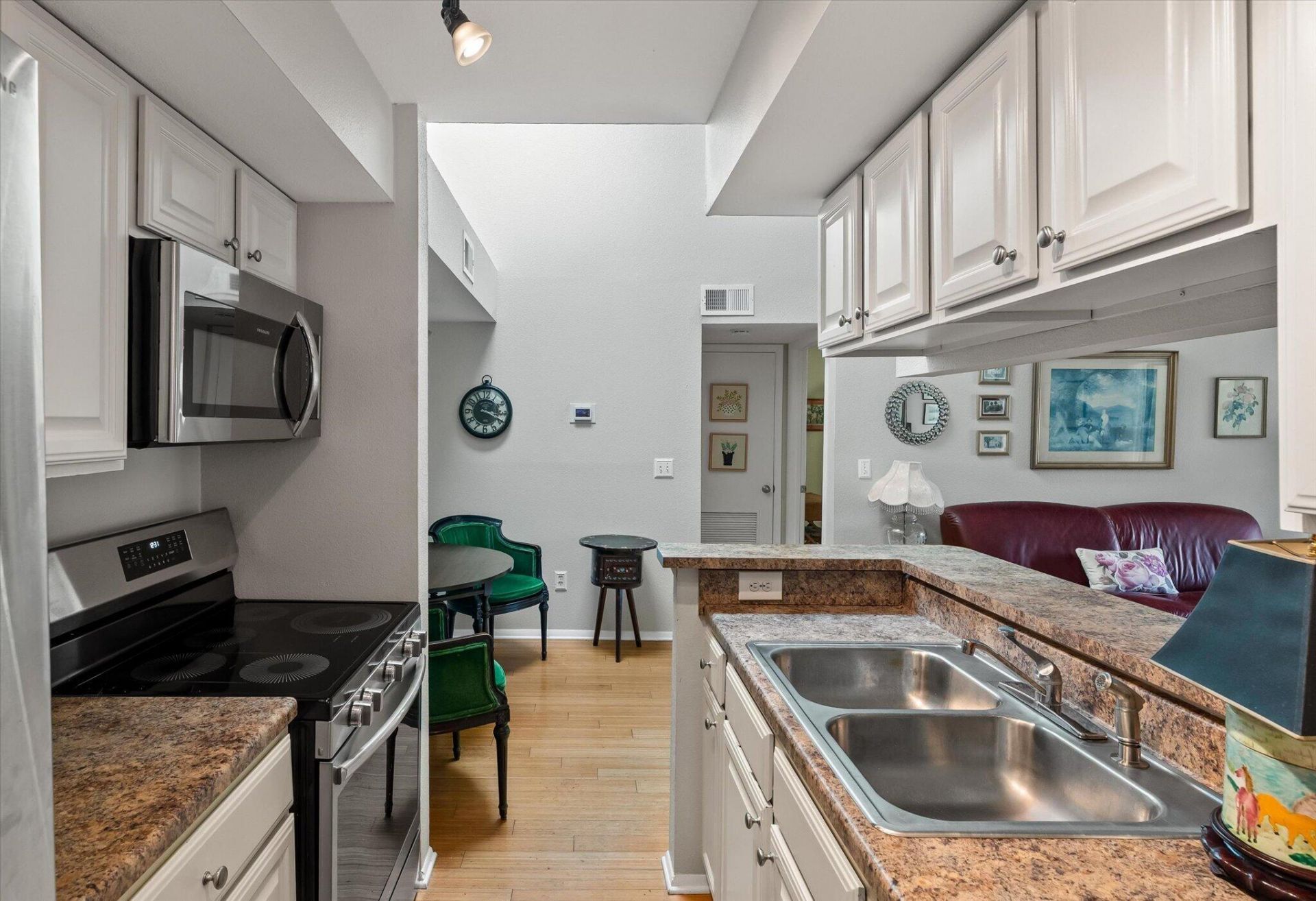 1481 Center Street Photo 15