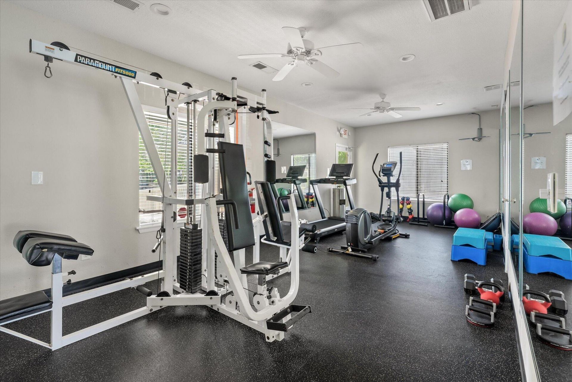 1481 Center Street Photo 34