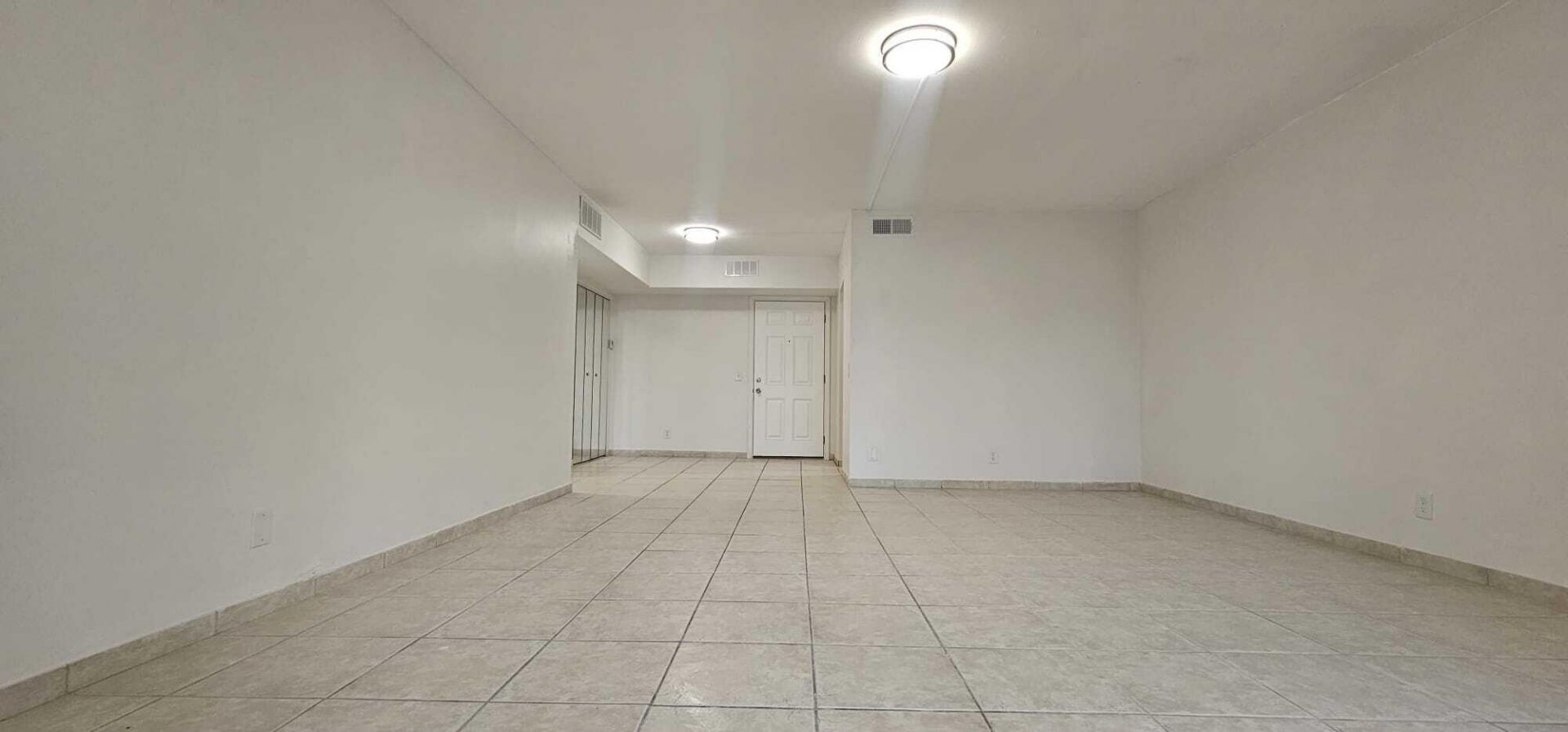 12005 Poinciana Boulevard, Unit 102, Royal Palm Beach, FL 33411 Photo