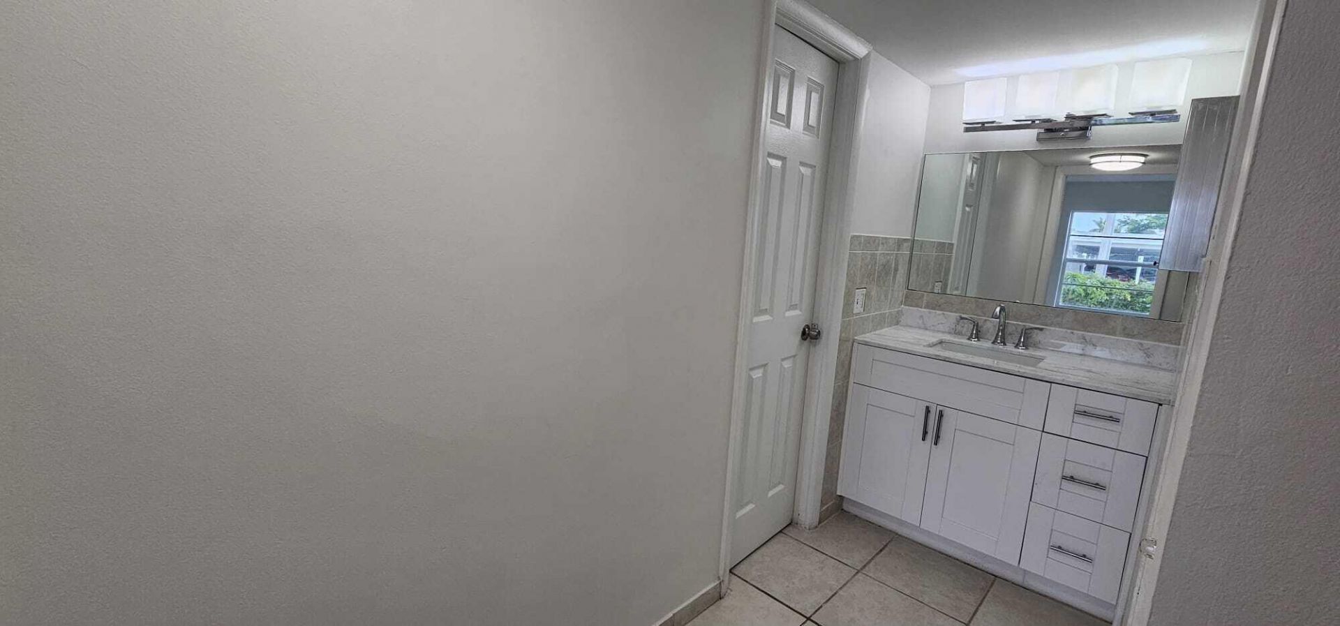 12005 Poinciana Boulevard, Unit 102, Royal Palm Beach, FL 33411 Photo