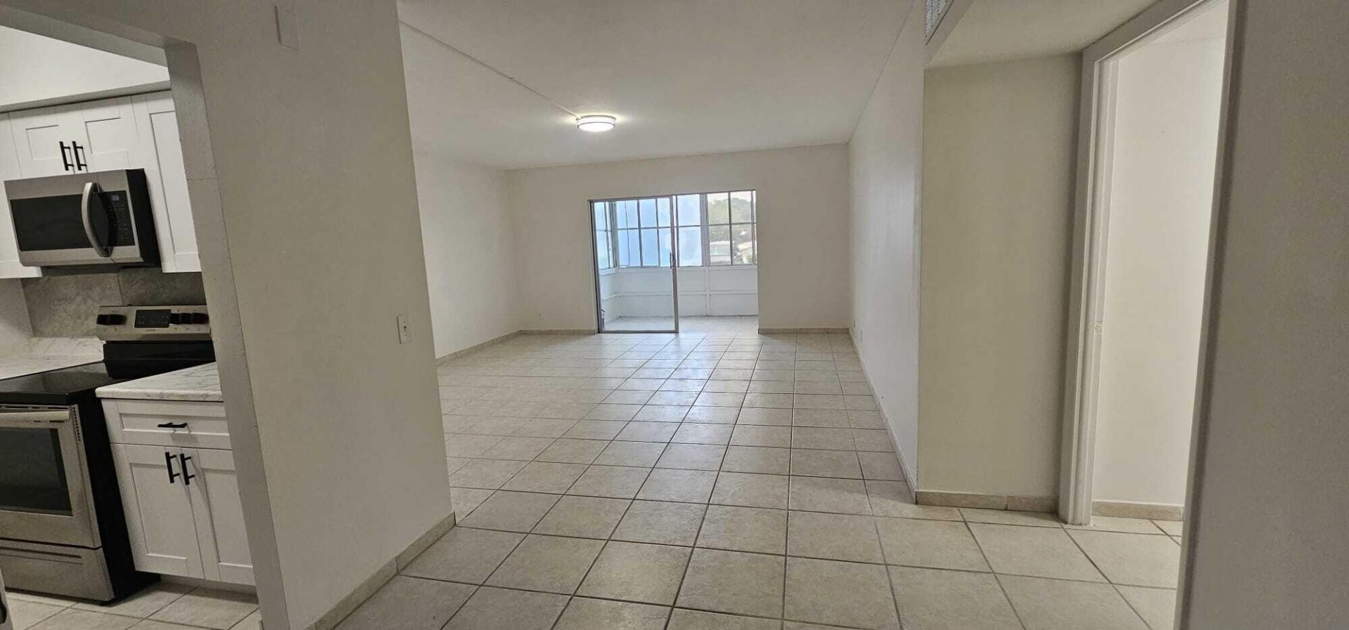 12005 Poinciana Boulevard, Unit 102, Royal Palm Beach, FL 33411 Photo