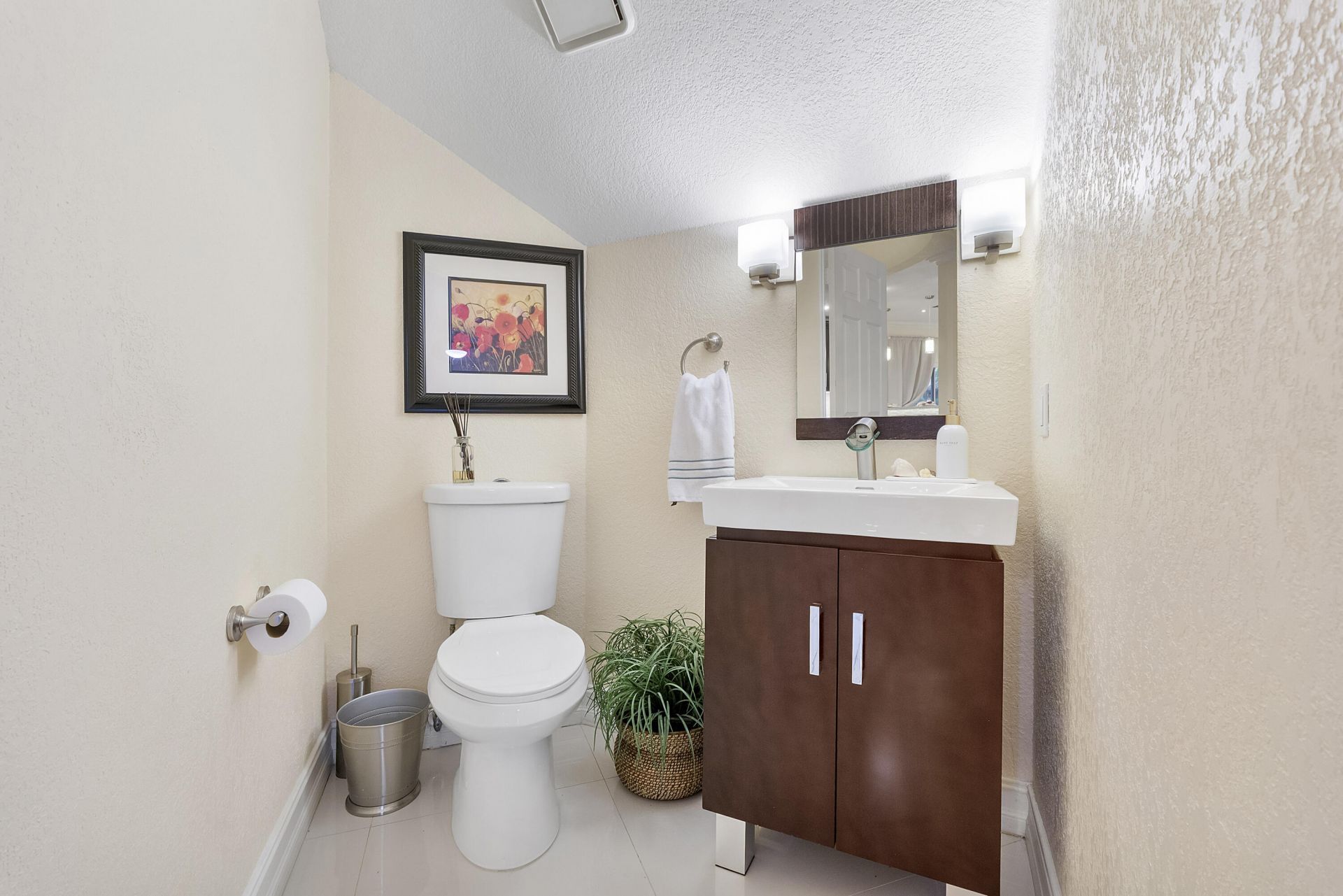 11377 Lakeview Drive, Coral Springs, FL 33071 Photo