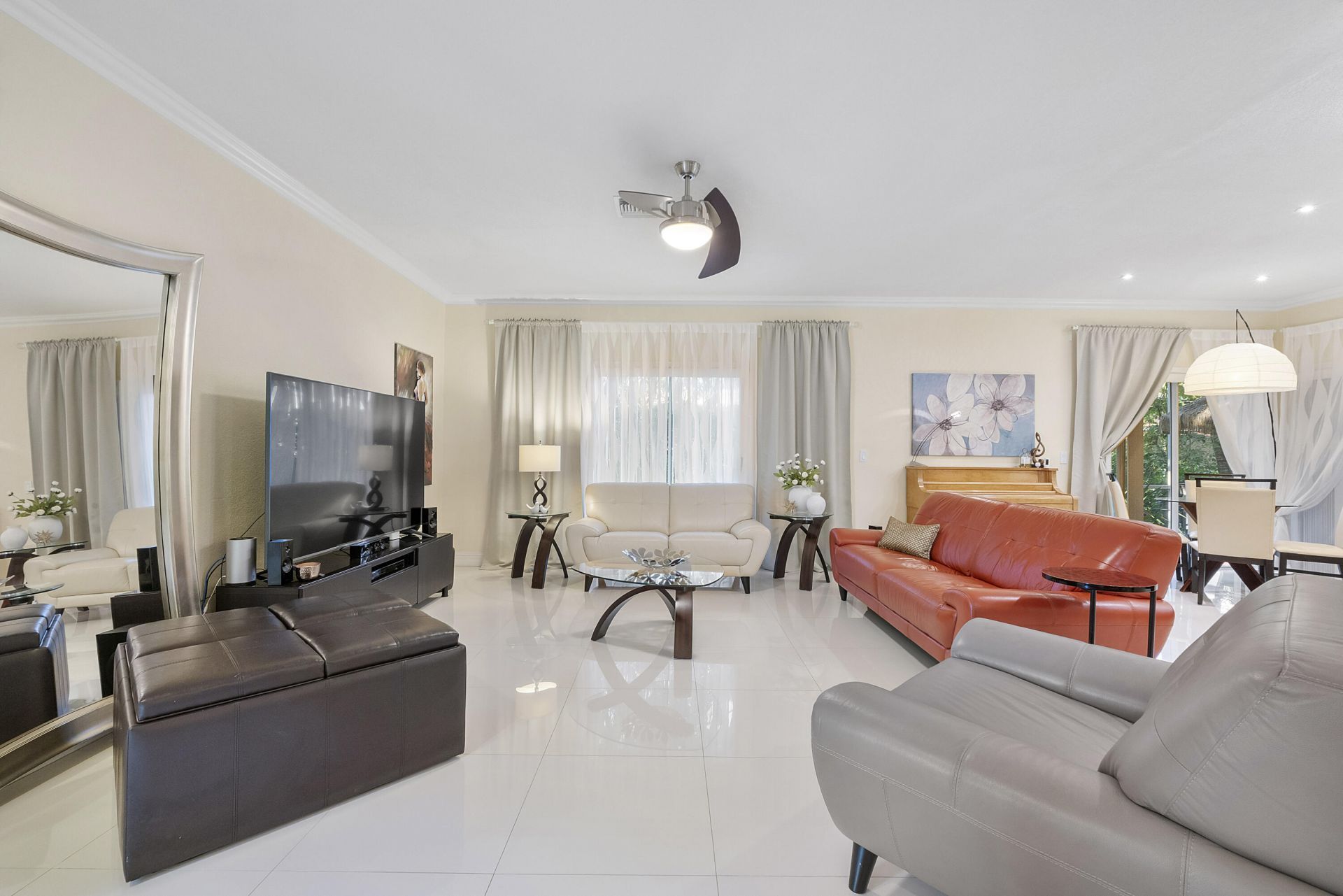 11377 Lakeview Drive, Coral Springs, FL 33071 Photo