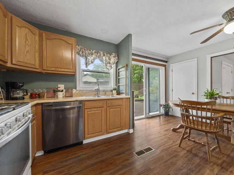 7349 Victoria Court, Reynoldsburg, OH 43068 Photo 13