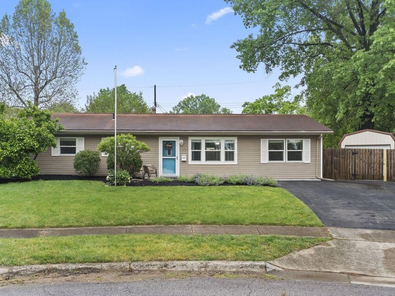 7349 Victoria Court, Reynoldsburg, OH 43068 Photo 2