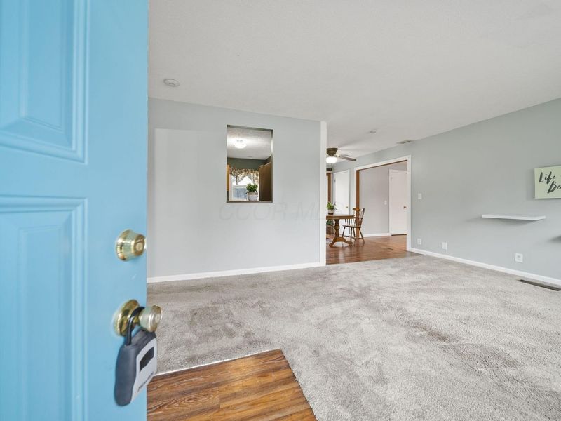 7349 Victoria Court, Reynoldsburg, OH 43068 Photo 9