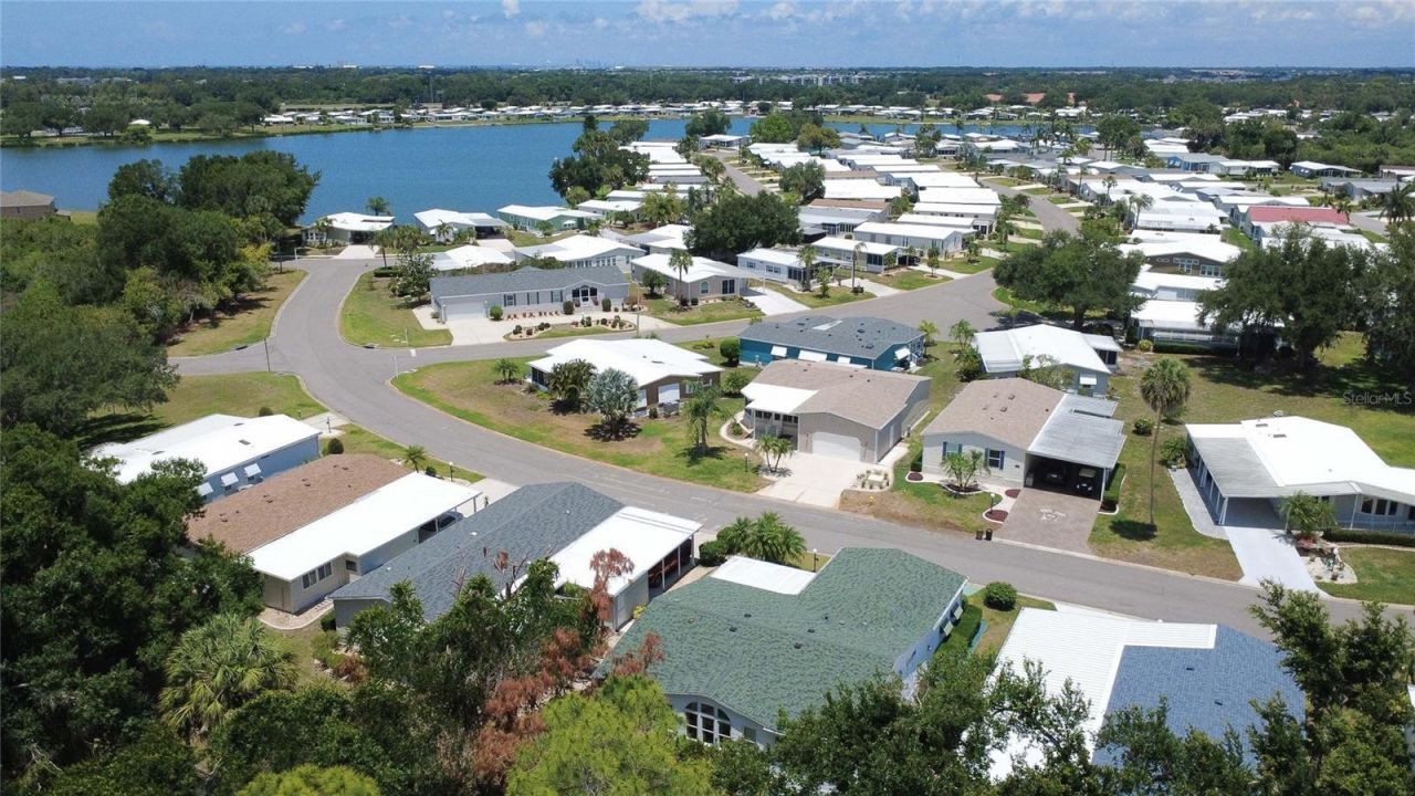 8410 Castle Garden Road, Palmetto, FL 34221 Photo