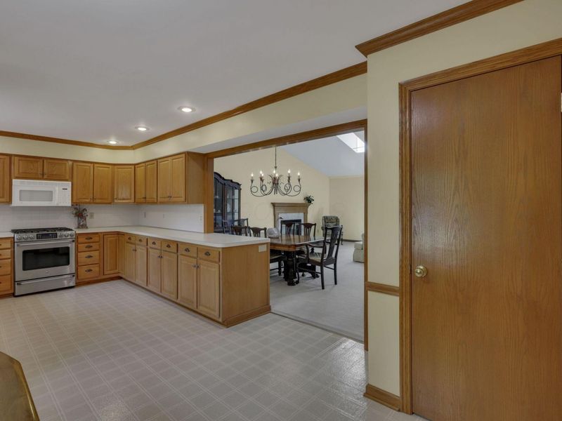 3122 Kingsmead, Dublin, OH 43017 Photo 7