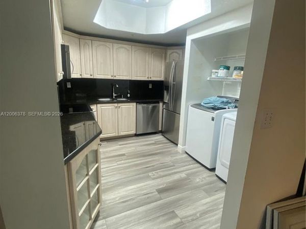 17405 NW 75th Pl , Unit 107, Hialeah, FL 33015