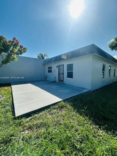 3929 NW 207th St Rd, Miami Gardens, FL 33055 Photo